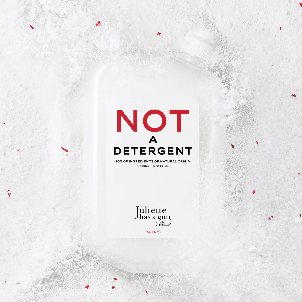 Juliette Has A Gun - Not A Detergent